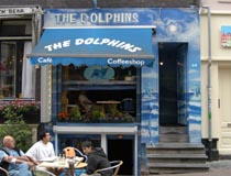 Amsterdam coffeeshop Dolphins entrance
