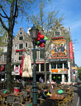 http://www.amsterdam.info/img/sights/leidseplein_square.jpg