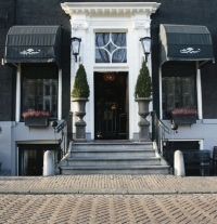 The Toren Hotel Amsterdam outside