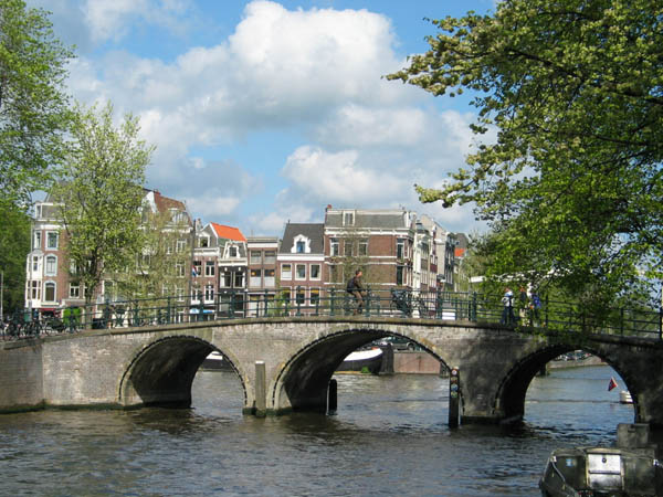 Bridge over Keizersgracht to Amstel Amsterdam