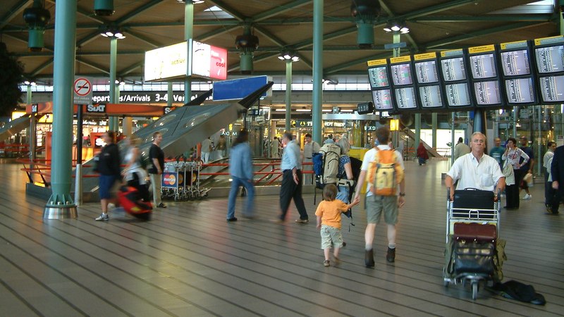 Амстердамский аэропорт Схипхол терминал интерьер