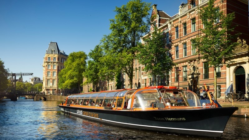 Crucero por los canales de Ámsterdam durante el día 2