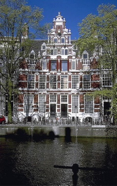 Huis Bartolotti (1617) aan de Herengracht 170-172