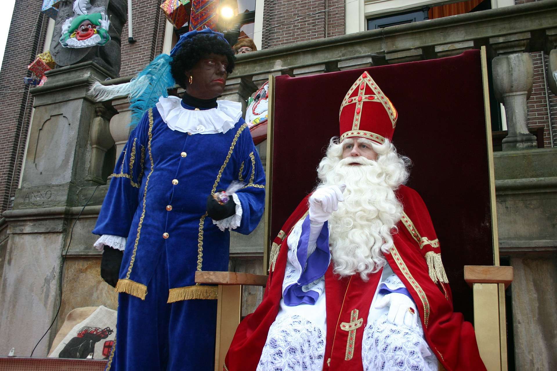 Welp Saint Nicholas arrival – Intocht van Sinterklaas | Amsterdam.info HZ-41