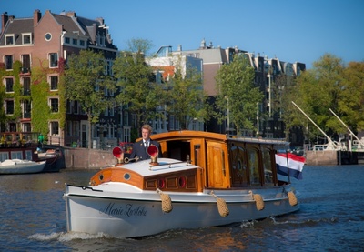 Amsterdam Canal Boat For Rent