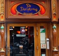 Amsterdam coffeeshop De Dampkring entrance