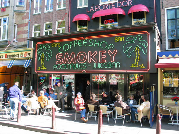 Amsterdam Coffeeshop Smokey