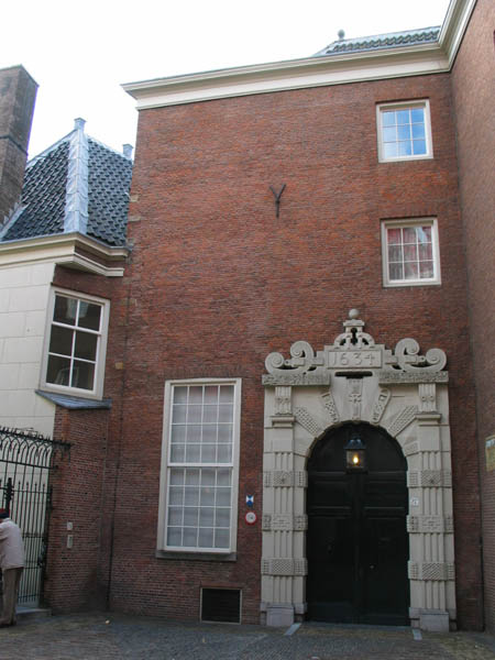 Amsterdams Historisch Museum Entry Amsterdam