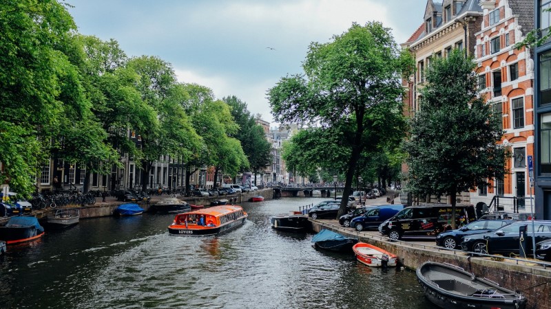 Amsterdamer Kanalrundfahrt an Tag 1